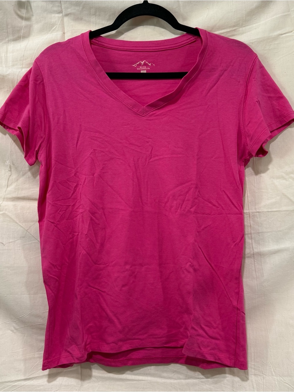 Women’s V-Neck Short Sleeve Tee - Pink